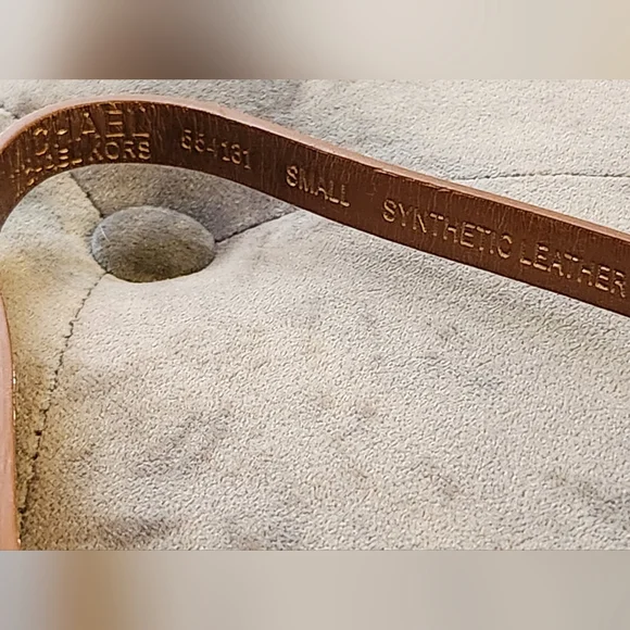 MICHAEL Michael Kors Belted Waist Bag - Picture 5 of 8